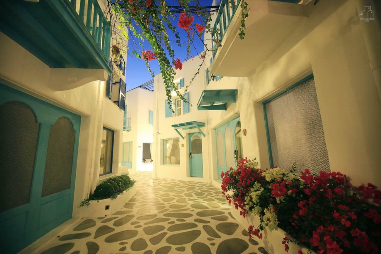 Santorini Park Stay Petchaburi Esterno foto