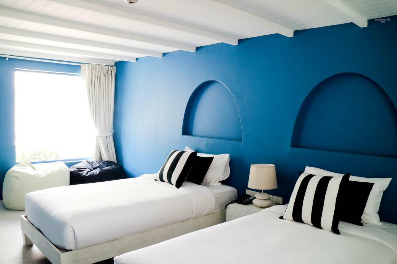 Santorini Park Stay Petchaburi Esterno foto